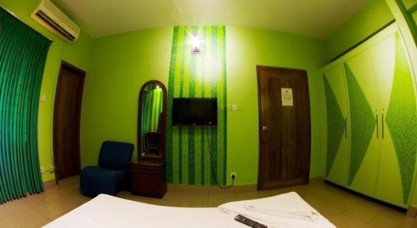 Hotel Tropical Daisy Dhaka Exterior foto
