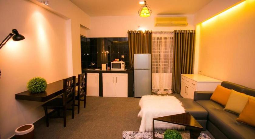 Hotel Tropical Daisy Dhaka Exterior foto